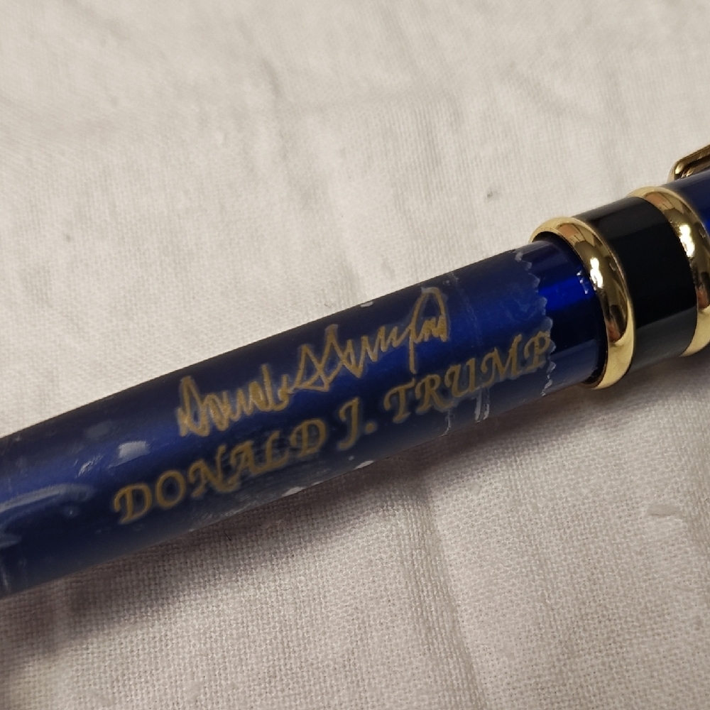 Official White House Presidential Pen - IMPRESSIVE GIFT!